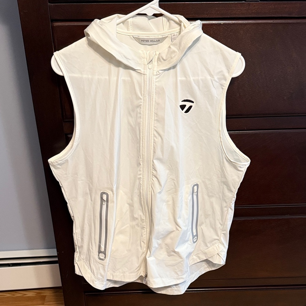 Women’s Peter Millar White Golf Vest